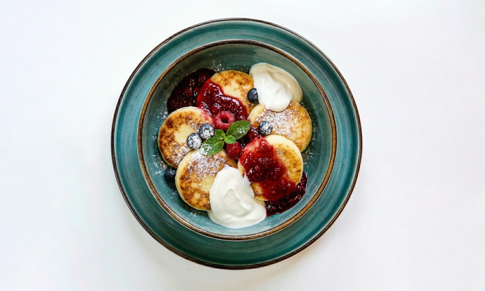 С джемом и натуральной сметаной