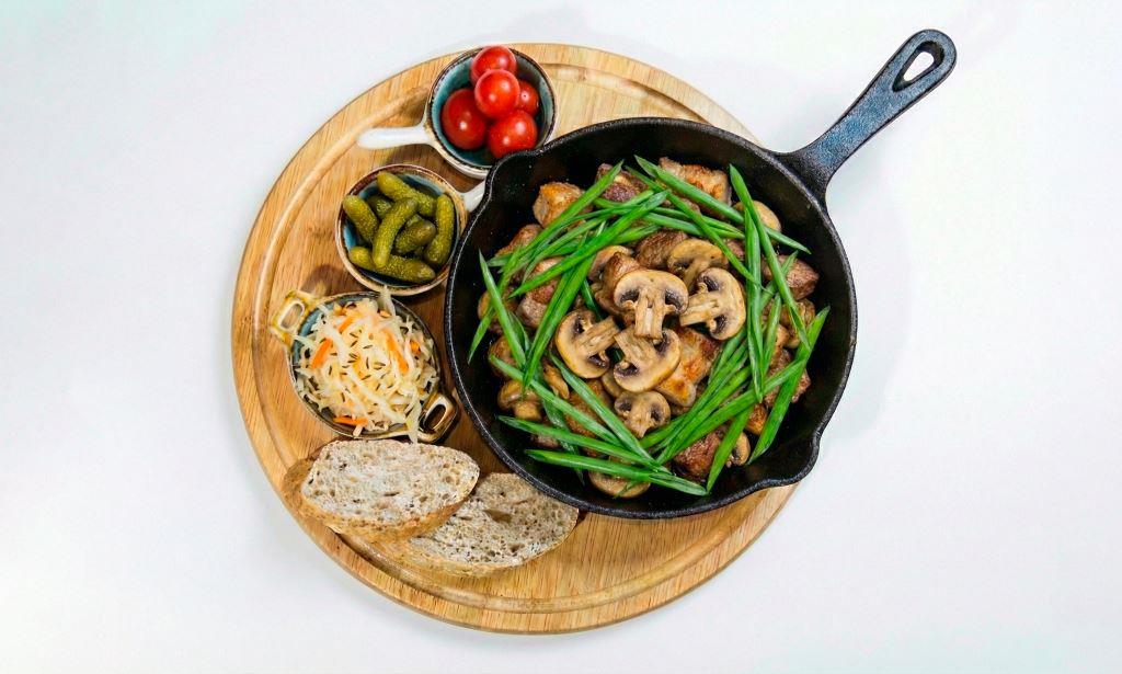 Жаренный картофель с грибами