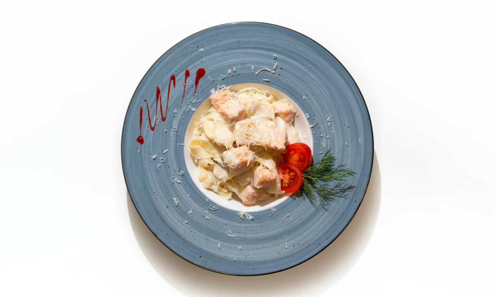 Фетучини с семгой